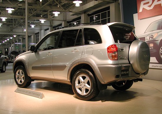 2001 Toyota RAV4 серебряный