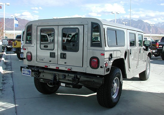 2001 Hummer H1 серый