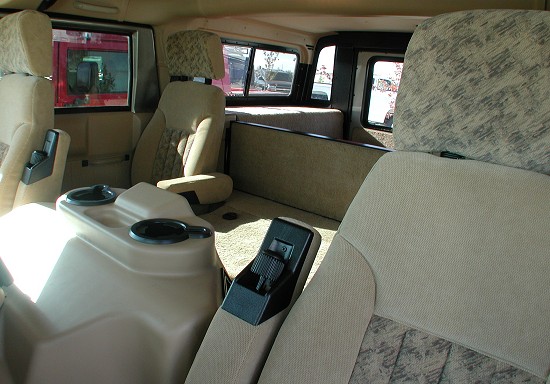 2001 Hummer H1 серый
