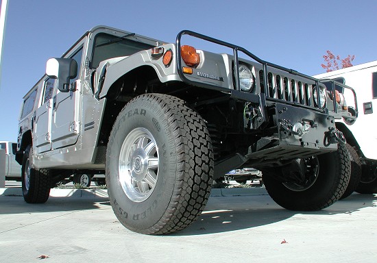 2001 Hummer H1 серый