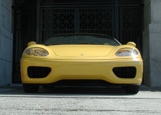 2001 Ferrari 360 Spider F1 желтый