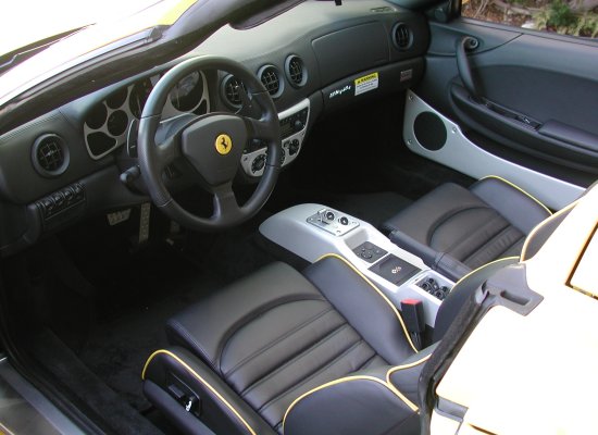 2001 Ferrari 360 Spider F1 желтый
