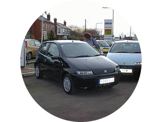 2001 Fiat Punto черный